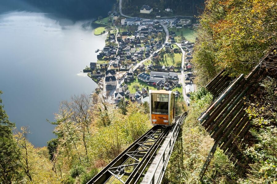 From Vienna: Hallstatt, Mountains & Alpine Lakes Day Trip - What this Vienna to Hallstatt trip is really like