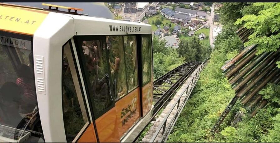From Vienna: One Day Hallstatt Guided Day Trip - Who should book this day trip?