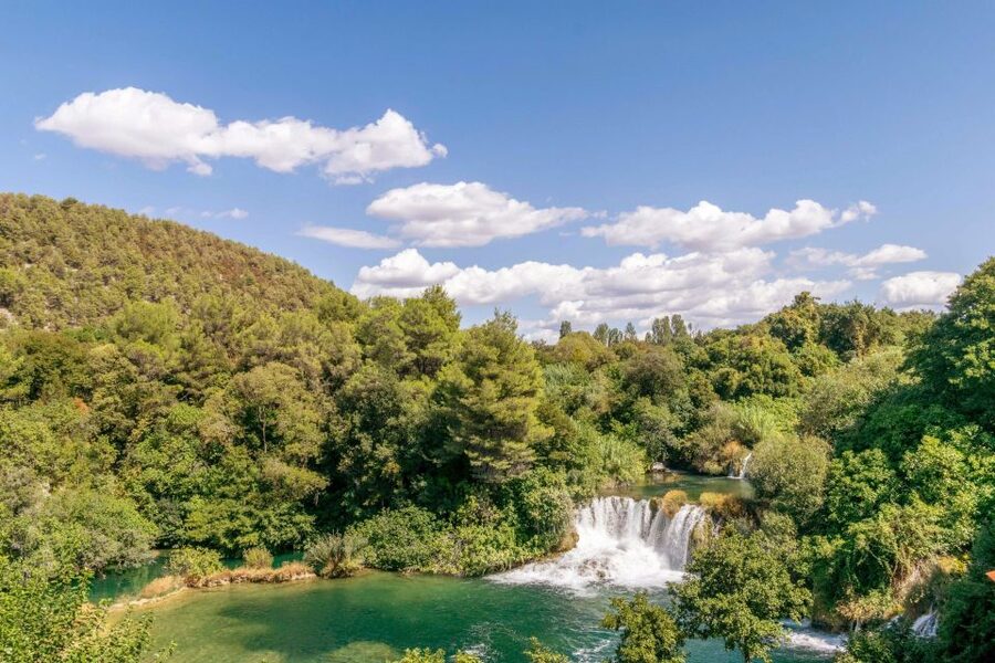 From Zadar: Krka National Park and Waterfalls Day Trip - Spring and fall bring you to Šibenik