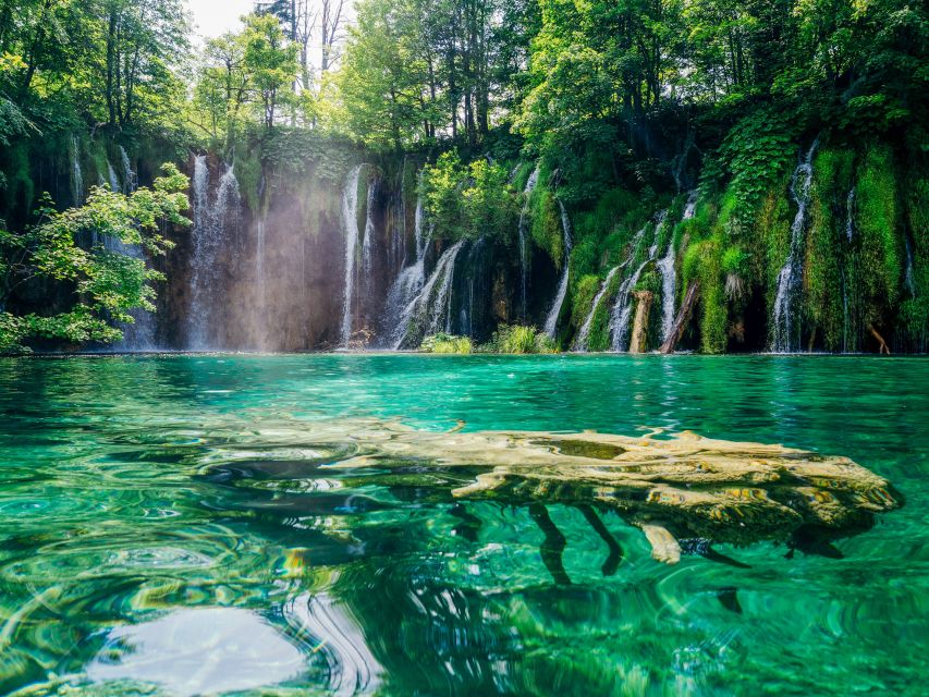 From Zagreb: Plitvice & Rastoke Guided Day Trip with Ticket - Entering Plitvice Lakes National Park