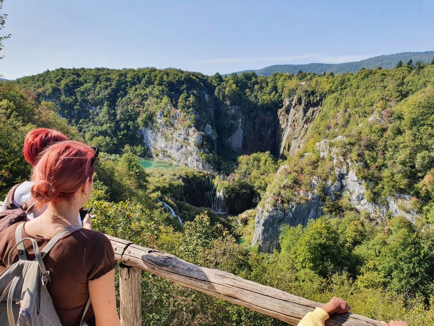 From Zagreb: Plitvice & Rastoke Guided Day Trip with Ticket - Wooden paths, waterfalls, and changing views
