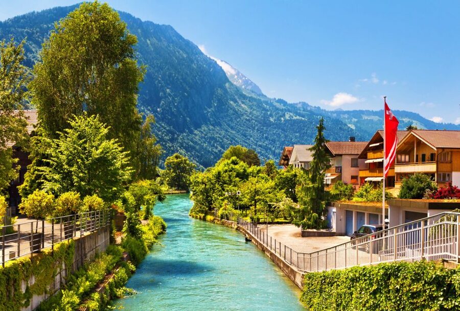 From Zurich: Day-Trip to Interlaken - What you can realistically do in one day