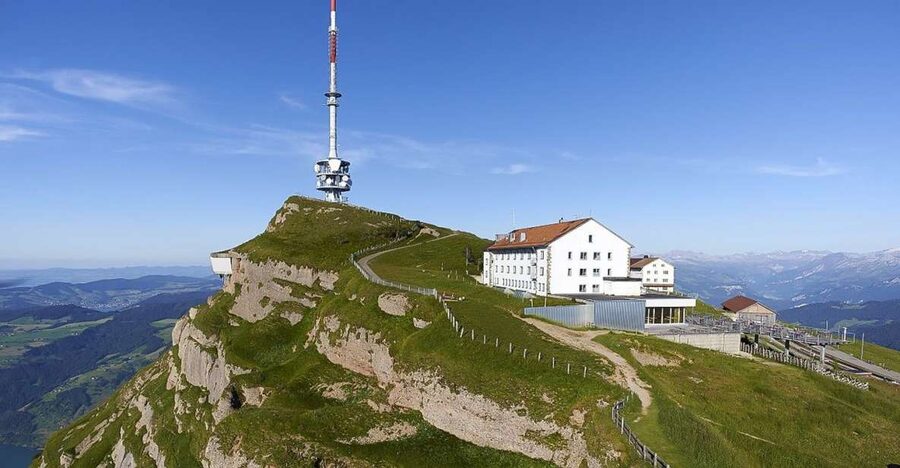 From Zurich: Day Trip to Rigi and Lake Lucerne - How guided is the tour?