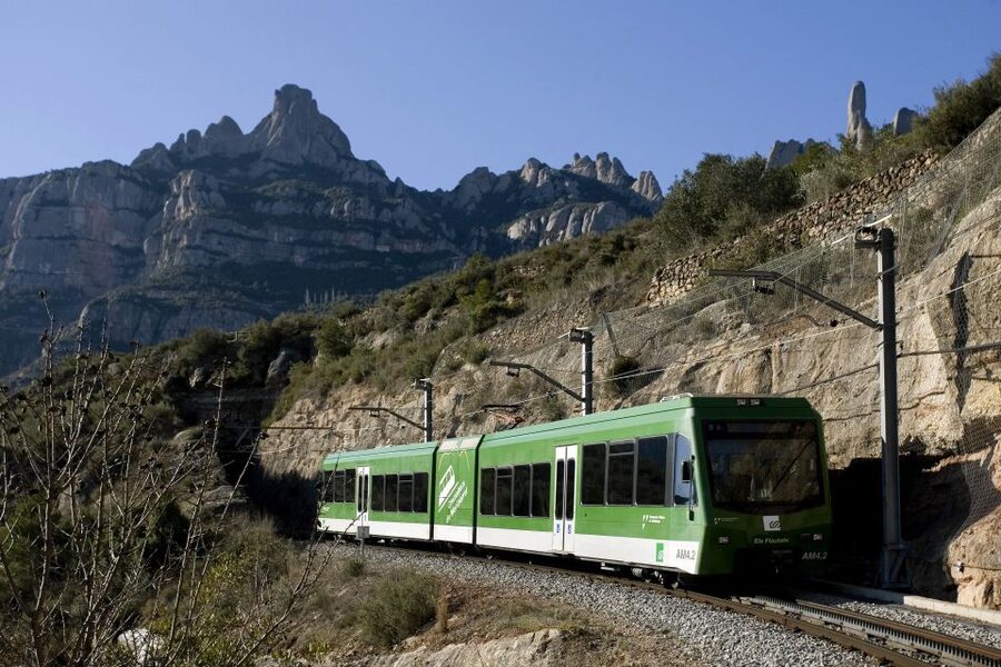 Full-Day Trip to Montserrat: Mountain-Top Monastery - The Road to the Serrated Mountain
