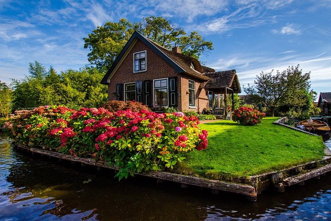 Giethoorn Guided DayTrip from Amsterdam - The ride through Dutch countryside