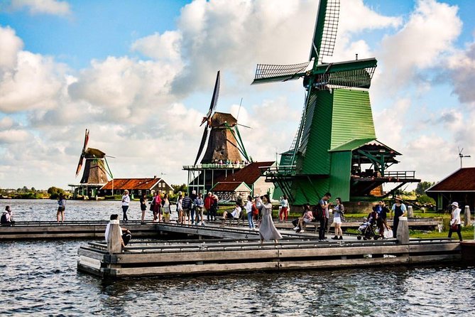 Giethoorn, Zaanse Schans Windmills Guided Day Trip from Amsterdam - FAQ