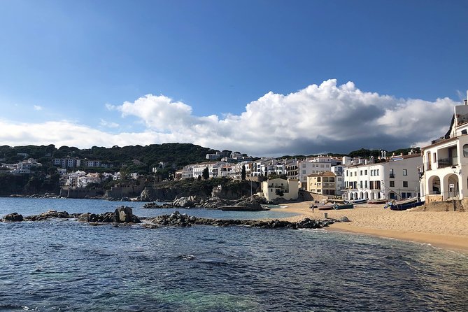 Girona and Costa Brava Private Day Trip from Barcelona - Timing, clothing, and practical details
