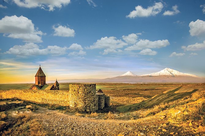 Group tour: Khor Virap, Noravank, Areni Winery and Cave - Noravank through the red-rock gorge