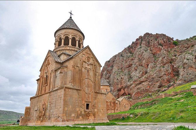 Group tour: Khor Virap, Noravank, Areni Winery and Cave - The guide can shape the whole day