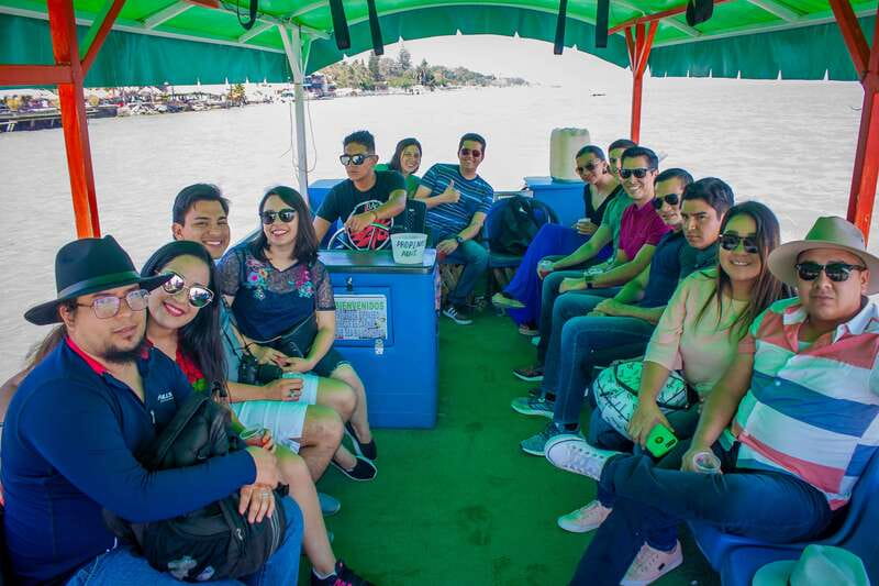 Guadalajara: Lake Chapala and Ajijic Day Trip with Boat Trip - Chapala brings the day to the boardwalk