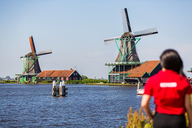 Guided Day Trip - Volendam, Zaanse Schans, Marken & Edam - Why the all-inclusive ticket makes more sense