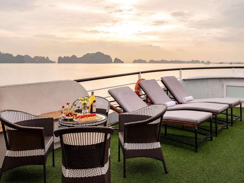 Ha long Bay day trip with Deluxe cruise - What this Ha Long Bay day trip is really like