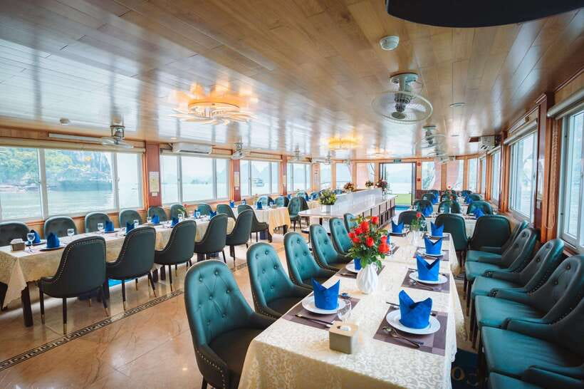 Ha long Bay day trip with Deluxe cruise - Kayaking or bamboo boat through Luon Cave