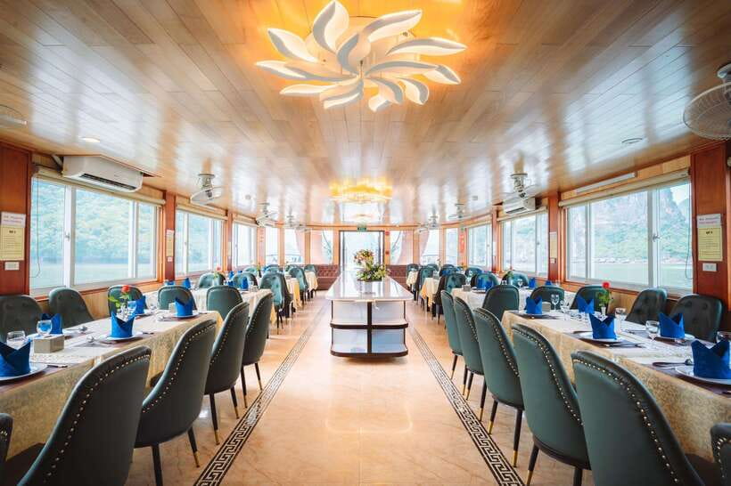 Ha long Bay day trip with Deluxe cruise - Sunset drinks on the return cruise