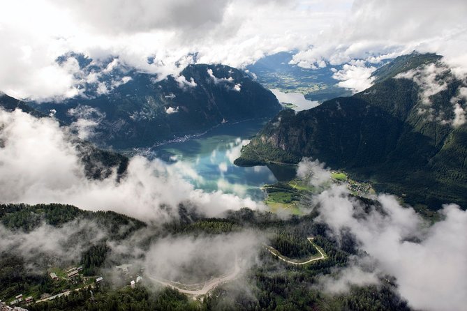 Hallstatt Guided Day Trip from Vienna With Boat Ride Option - Hallstatt in one very long day from Vienna