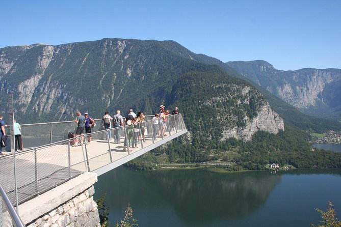 Hallstatt Guided Day Trip from Vienna With Boat Ride Option - The road to Salzkammergut and the first coffee stop