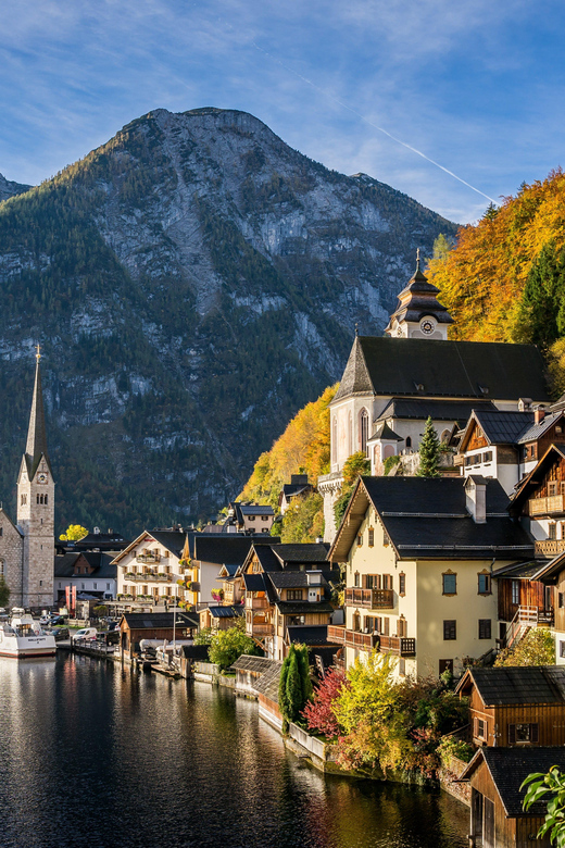 Hallstatt, St. Wolfgang & St. Gilgen Day Trip from Salzburg - Fuschl Lake and the first Alpine views