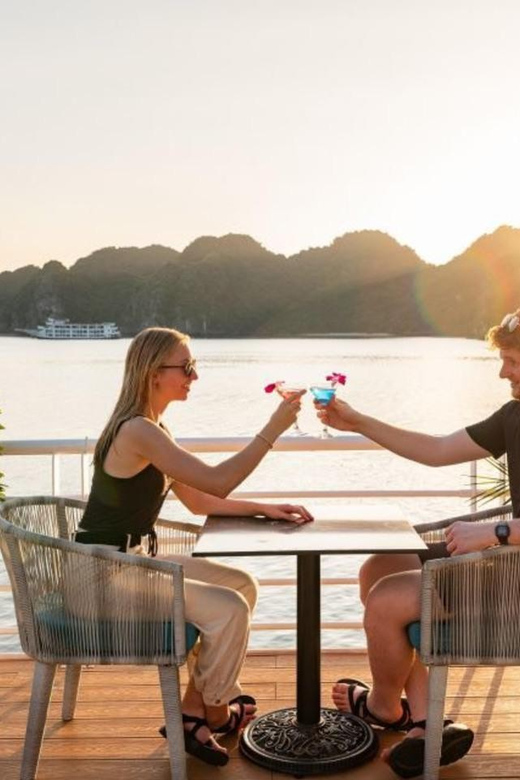 Hanoi: Cat Ba Island & Lan Ha Bay Day Trip Cruise with Lunch - Key points to know before booking