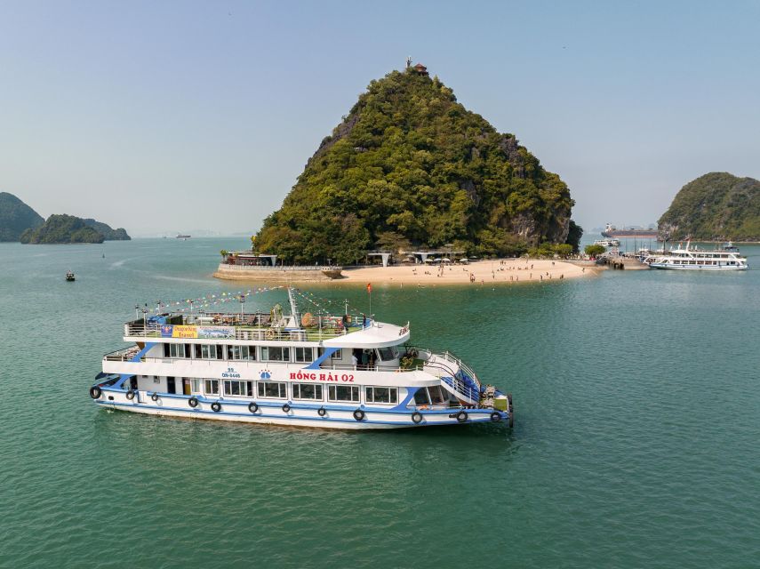 Hanoi: Halong Bay Day Trip with Titop Island, Cave, & Kayak - Titop Island and the choice between steps and sand