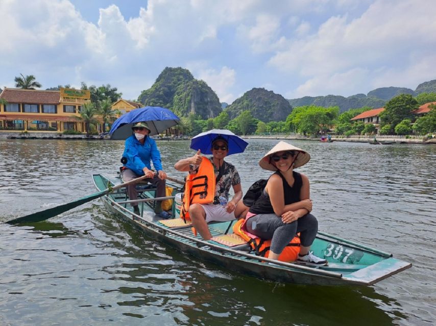 Hanoi: Ninh Binh, Hoa Lu, Tam Coc and Mua Cave Day Trip - What to pack for the day