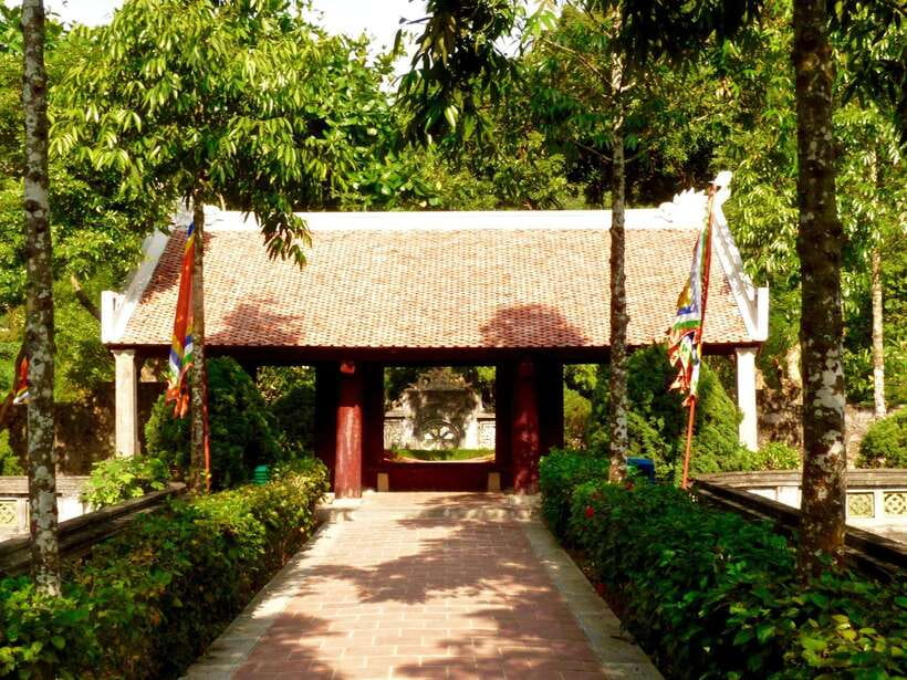 Hanoi: Ninh Binh, Hoa Lu, Trang An & Mua Cave Day Trip - FAQ