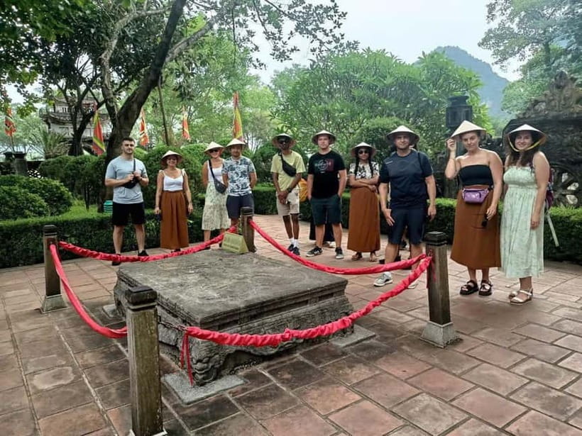Hanoi/Ninh Binh: Tam Coc, Hoa Lu & Mua Caves Full-Day Trip - Who should book it?