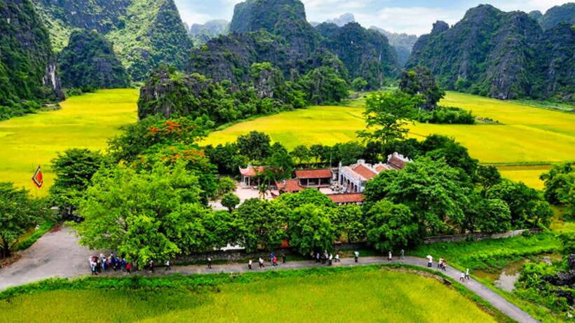 Hanoi/Ninh Binh: Tam Coc, Hoa Lu & Mua Caves Full-Day Trip - Why this day works so well from Hanoi