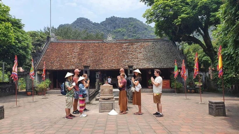Hanoi/Ninh Binh: Tam Coc, Hoa Lu & Mua Caves Full-Day Trip - What to pack for this particular day