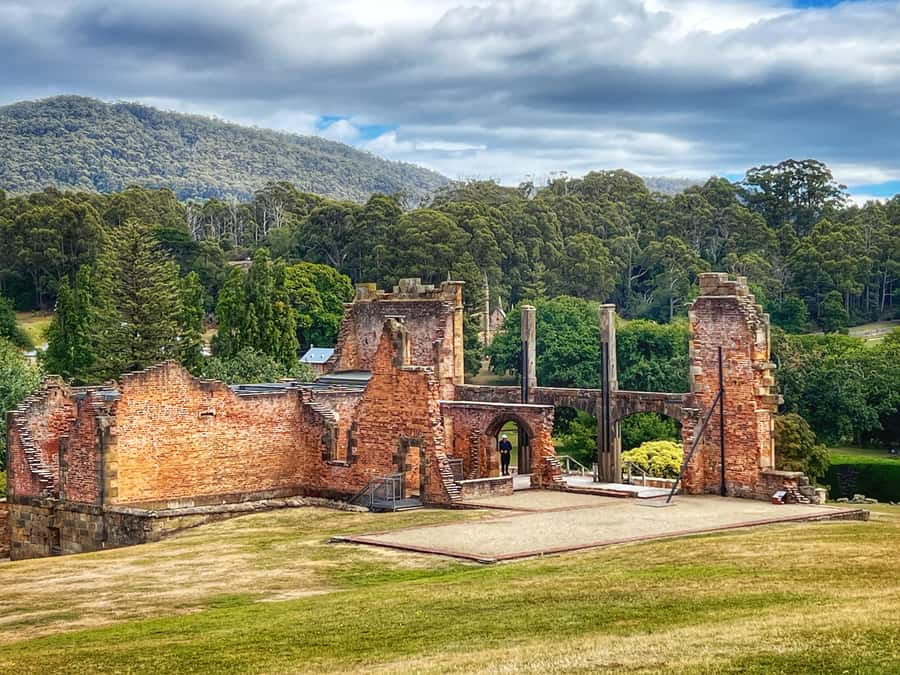 Hobart: Port Arthur & Tasman Park Full-Day Trip with Cruise - The Carnarvon Bay harbor cruise