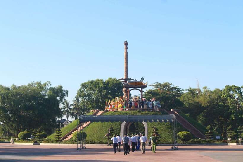 Hue : Private Day Trip to DMZ : Vinh Moc tunnel & Khe Sanh - Who should choose this day trip