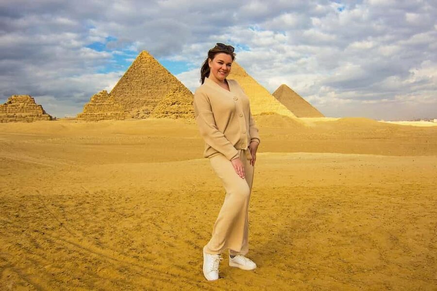 Hurghada: Cairo Pyramids, Sphinx & Egyptian Museum Day Trip - The Sphinx and the stories around it