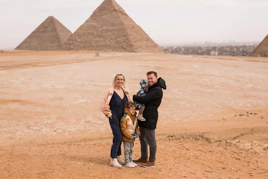 Hurghada: Cairo Pyramids, Sphinx & Egyptian Museum Day Trip - Optional Nile boat ride and Tahrir Square