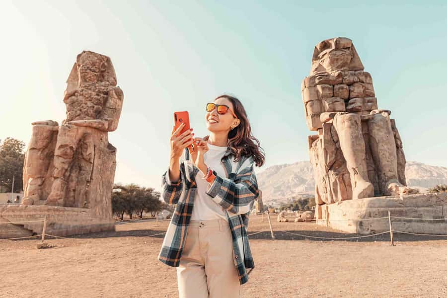Hurghada: Valley of Kings Hatshepsut & Karnak Luxor Day Trip - Colossi of Memnon: a quick stop with a big view