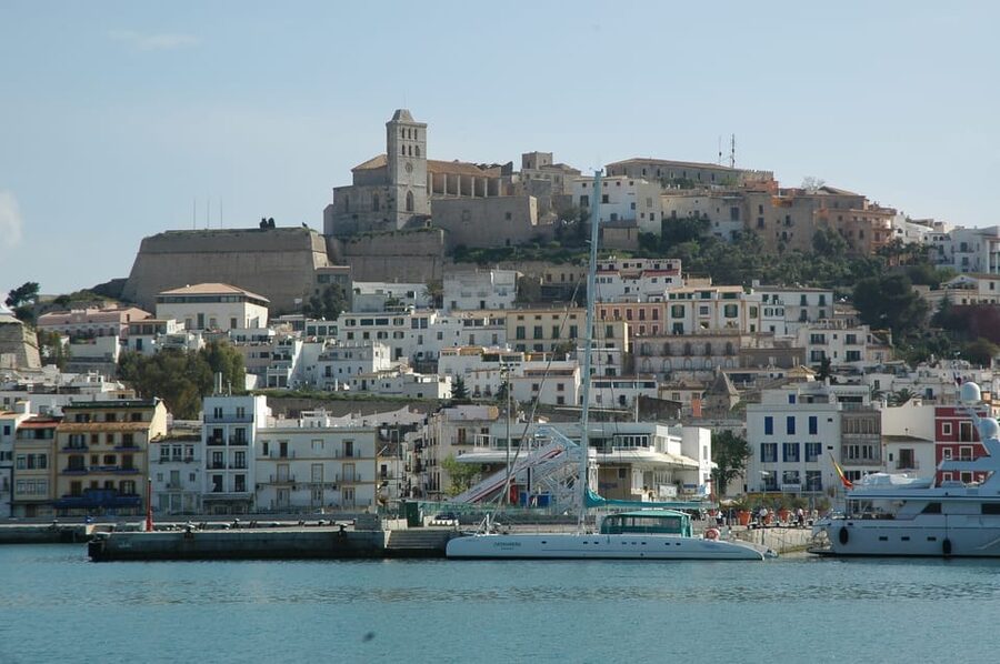 Ibiza: Full-Day Excursion and Visit to a Hippy Market - Sant Francesc de s’Estany and Ibiza’s southern salt country