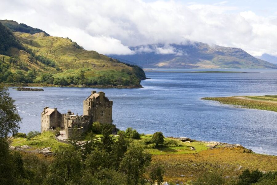 Inverness: Isle of Skye and Eilean Donan Castle Day Trip - Sligachan Old Bridge and the mountain road