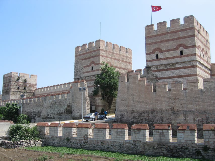 Istanbul: Guided City Highlights Day Trip - Topkapi Palace and the Ottoman court