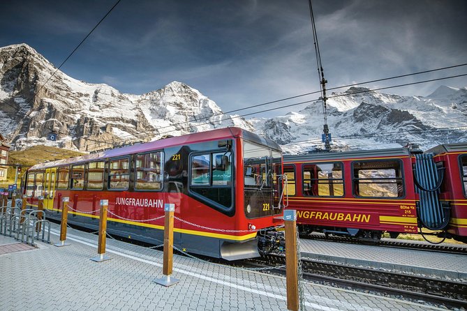 Jungfraujoch Top of Europe Day Trip from Lucerne - The Eiger Express creates a better return journey