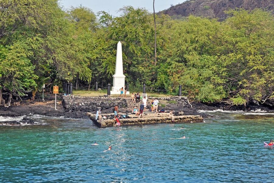 Kailua-Kona: Captain Cook Reef Catamaran Day Trip with Lunch - What the snorkeling stop is really like