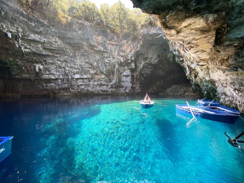 Kefalonia: Melissani Lake, Drogarati Cave, & Myrtos Day Trip - Pickup across Lassi, Argostoli, Sami, and Agia Efimia