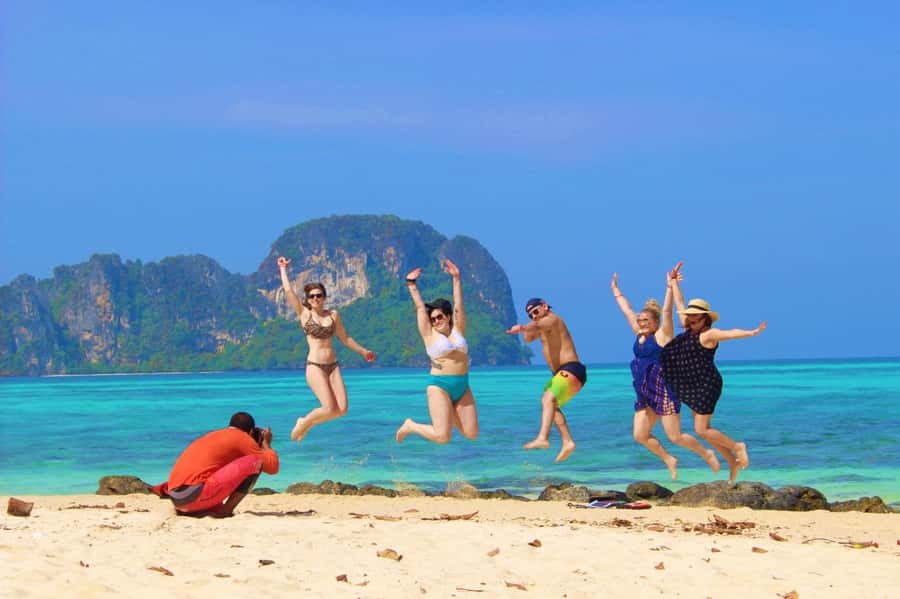 Khao Lak: Phi Phi & Bamboo Island Day Trip by Speedboat - Monkey Beach is more viewing than beach time
