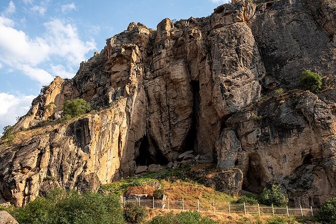 Khor Virap, Noravank & Birds' Cave Day Trip with Wine Tasting - Who should book this tour