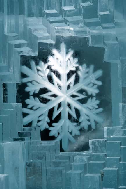 Kiruna: Icehotel and Sami Camp Day Trip - Should you book the Kiruna Icehotel and Sámi camp trip?