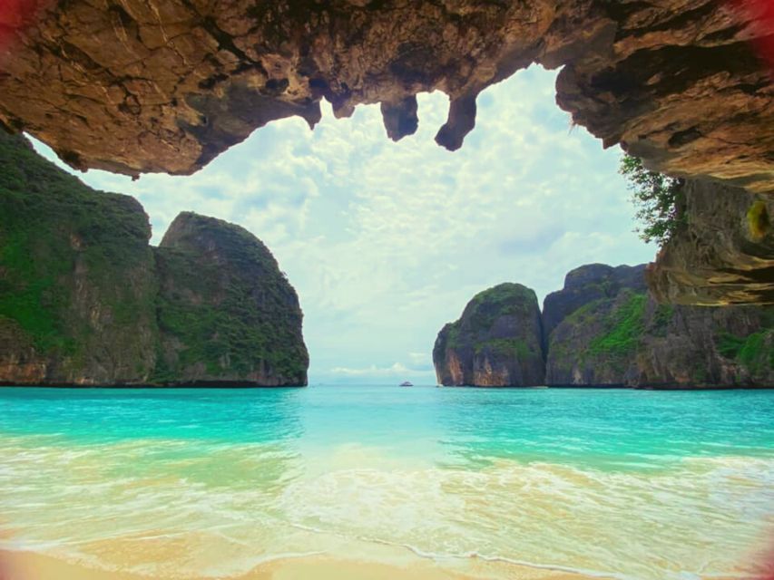 Ko Lanta: Phi Phi Day Trip by Speed Boat - Bamboo Island for sand, lunch, and a longer break