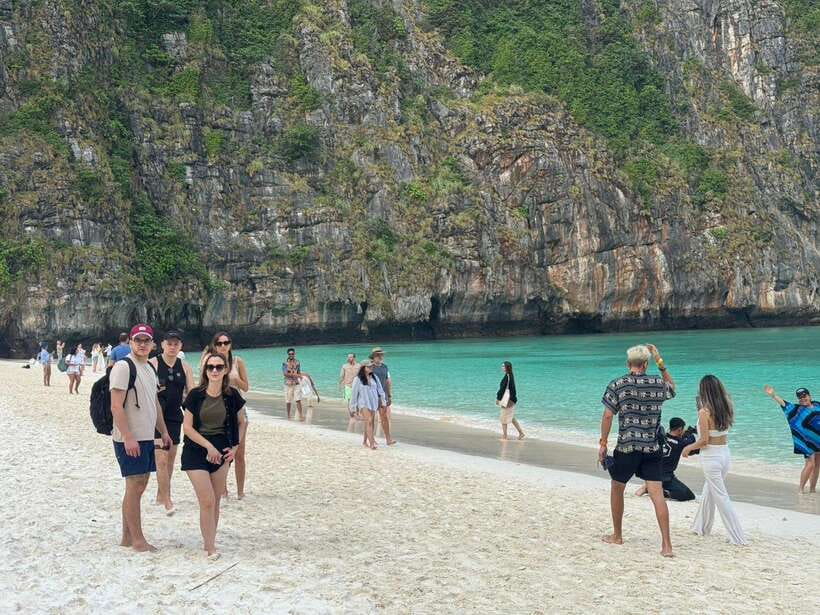 Ko Phi Phi Don: Speedboat Day Trip with Shark Snorkeling - Guides, safety, and the feel of the trip