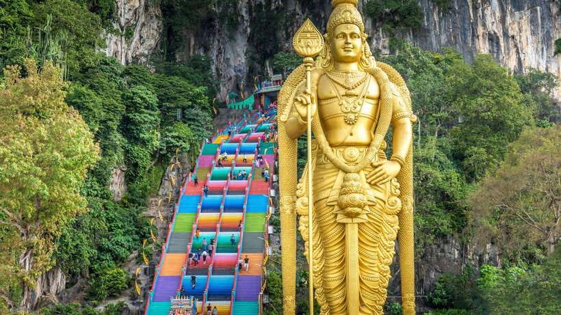 Kuala Lumpur: City Sights, Batu Caves and Fireflies Day Trip - Rivers, mosques, and the Petronas skyline