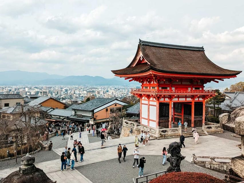 Kyoto/Osaka: Kyoto and Nara Sites & History Day Trip - One day, two historic cities