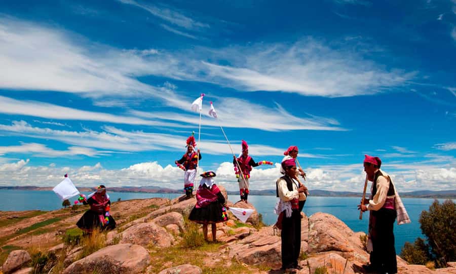 La Paz: Full Day Trip to Copacabana and Isla del Sol - One hour in Copacabana