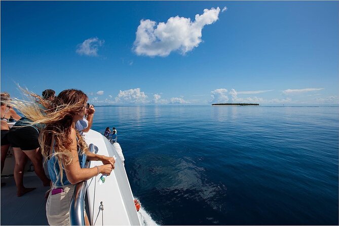Lady Musgrave Day Trip from Bundaberg Including Snorkeling - Practical planning for the 7:00 am departure