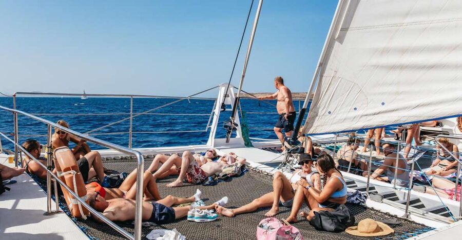 Lanzarote: Day Trip to the Papagayo Beaches by Catamaran - Paella, pasta, and an open bar
