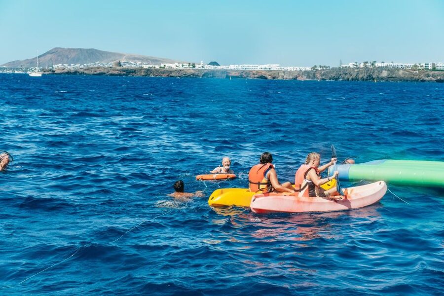 Lanzarote: Day Trip to the Papagayo Beaches by Catamaran - The return sail and afternoon timing